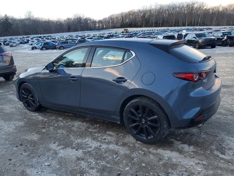 Photo 2 from auction – 2022 MAZDA 3 with VIN JM1BPBJYXN1508742