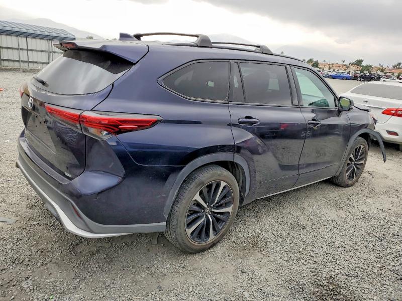 Photo 3 from auction – 2021 TOYOTA HIGHLANDER with VIN 5TDJZRAH6MS045319
