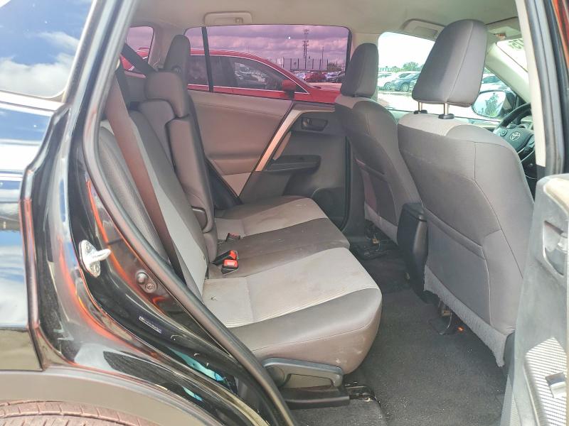 Photo 11 from auction – 2013 TOYOTA RAV4 LE with VIN 2T3ZFREV6DW070523
