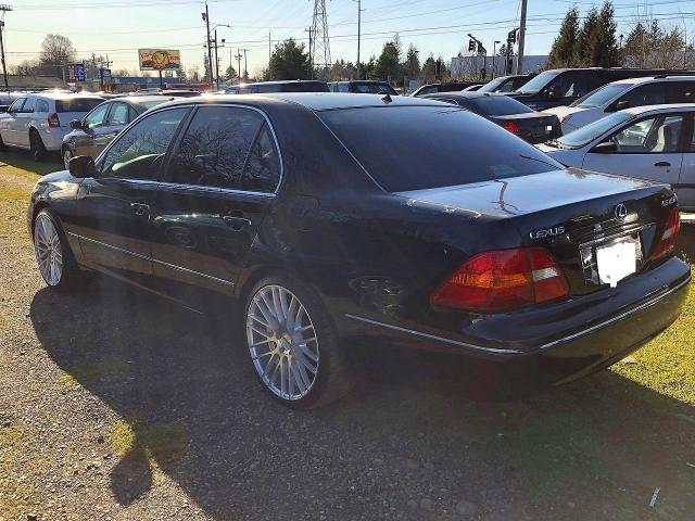 Photo 3 from auction – 2001 LEXUS LS 430 with VIN JTHBN30F410011728