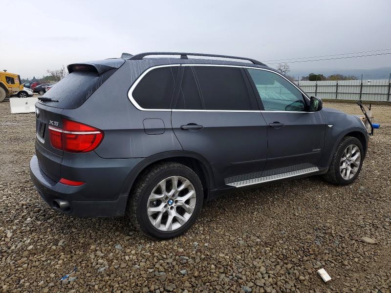 Photo 3 from auction – 2013 BMW X5 XDRIVE3 with VIN 5UXZV4C54D0E00903