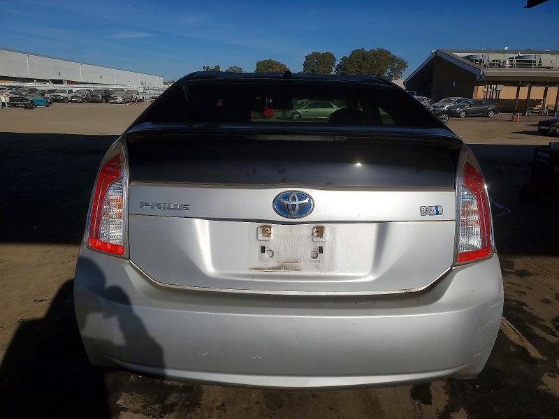 Photo 6 from auction – 2013 TOYOTA PRIUS with VIN JTDKN3DU2D5680923