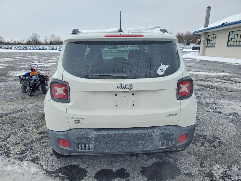 Photo 6 from auction – 2016 JEEP RENEGADE with VIN ZACCJBBT6GPD06881