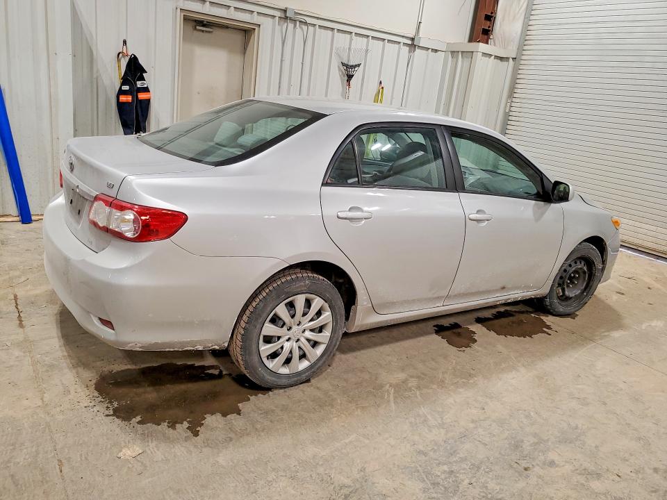 Photo 3 from auction – 2012 TOYOTA COROLLA BA with VIN 5YFBU4EE3CP071521