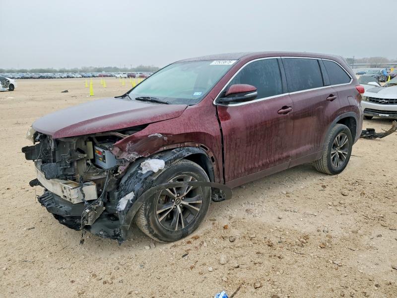 TOYOTA HIGHLANDER 2017 with VIN 5TDZZRFH6HS234764 - Photo from auction