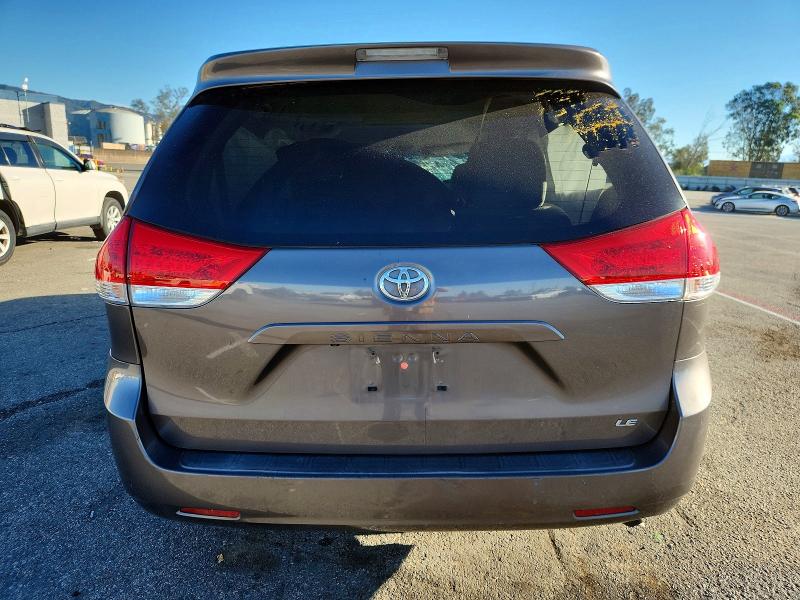 Photo 6 from auction – 2014 TOYOTA SIENNA with VIN 5TDKK3DC8ES504597