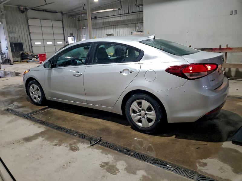 Photo 2 from auction – 2017 KIA FORTE LX with VIN 3KPFK4A72HE032961