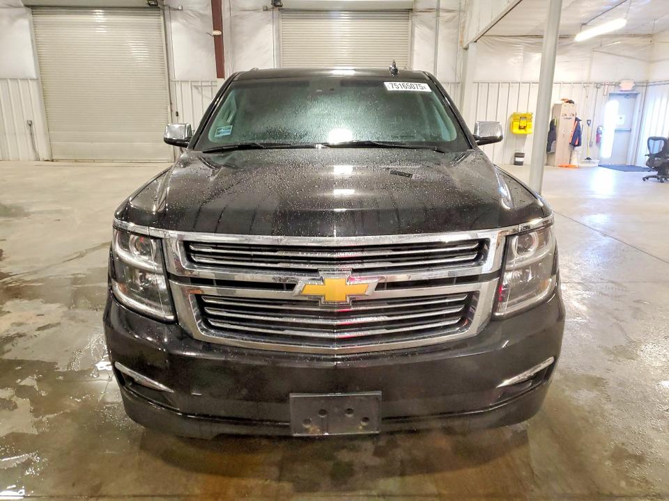 Photo 5 from auction – 2018 CHEVROLET SUBURBAN with VIN 1GNSKJKC3JR181535