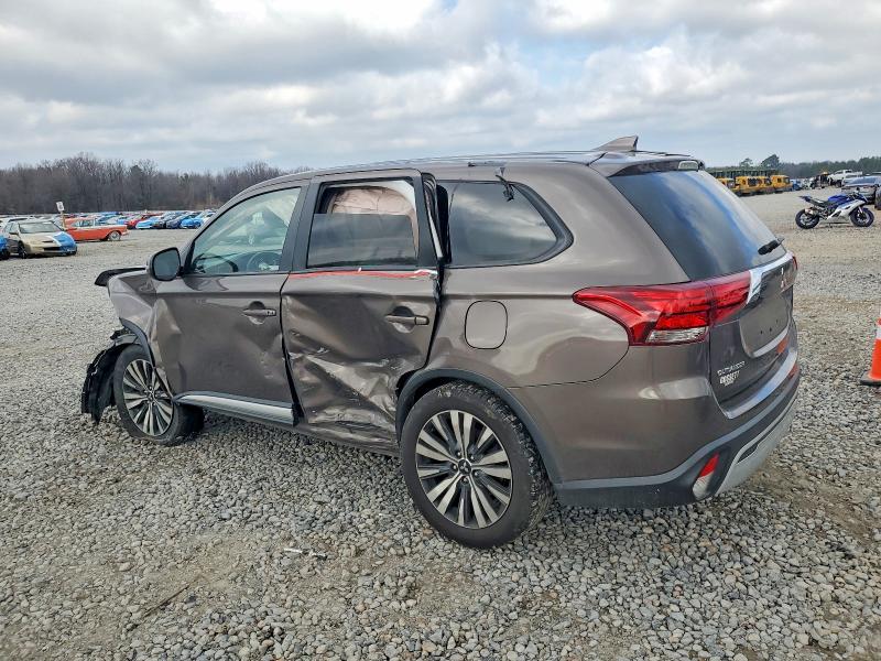 Photo 2 from auction – 2020 MITSUBISHI OUTLANDER with VIN JA4AD3A3XLZ015800