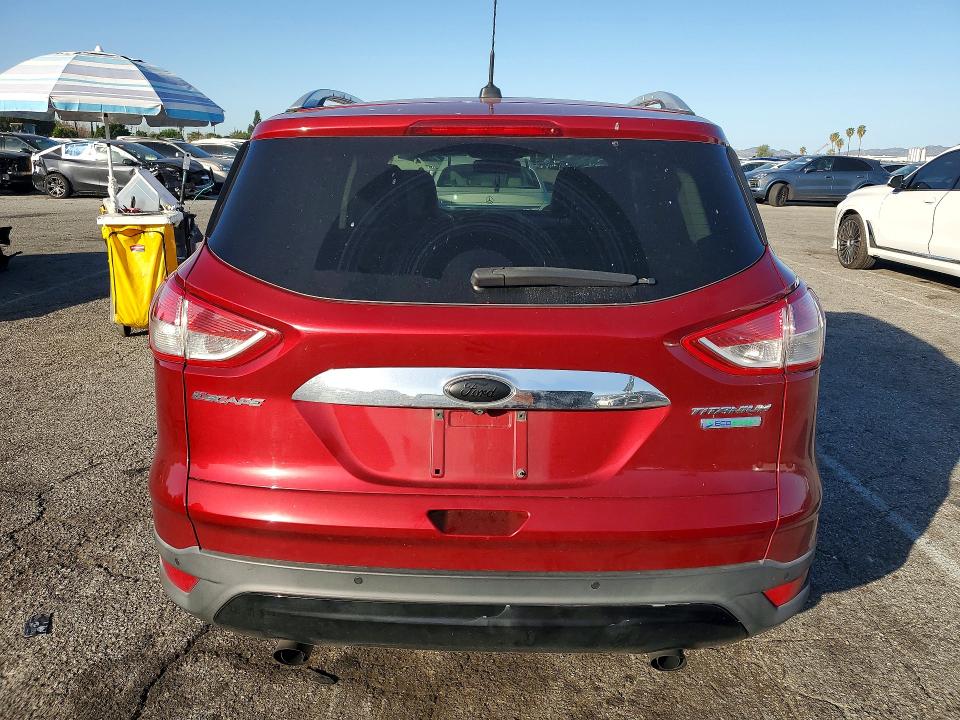 Photo 6 from auction – 2015 FORD ESCAPE with VIN 1FMCU0J93FUA52654