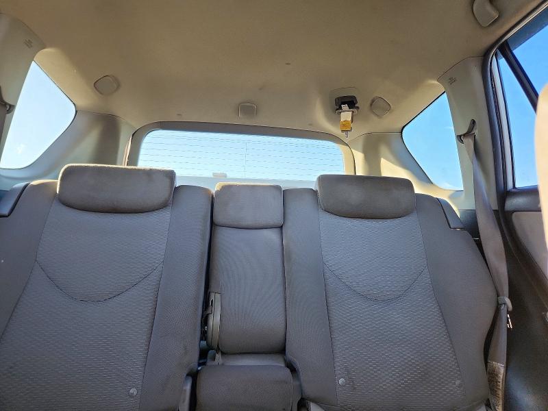 Photo 10 from auction – 2006 TOYOTA RAV4 with VIN JTMBD31V665005756