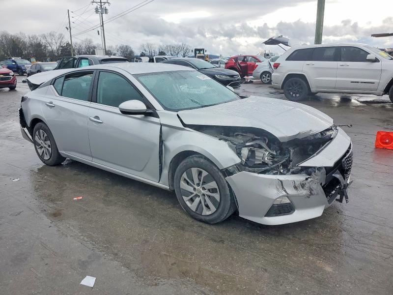 Photo 4 from auction – 2020 NISSAN ALTIMA S with VIN 1N4BL4BV4LC256490