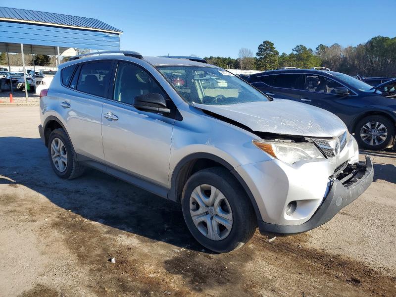 Photo 4 from auction – 2015 TOYOTA RAV4 LE with VIN JTMZFREVXFD077703
