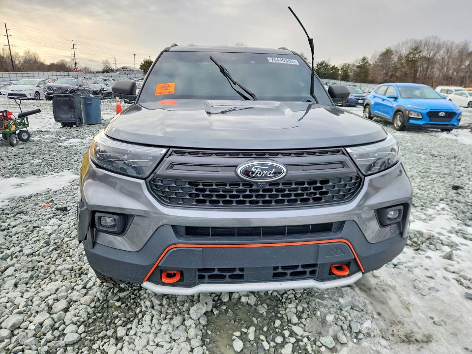 Photo 5 from auction – 2022 FORD EXPLORER with VIN 1FMSK8JH2NGC03231