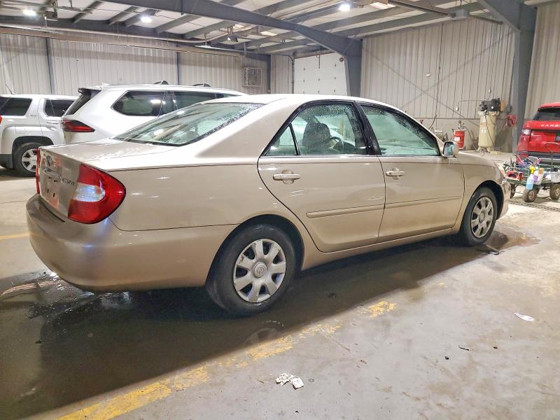 Photo 3 from auction – 2004 TOYOTA CAMRY LE with VIN 4T1BE30K74U290115