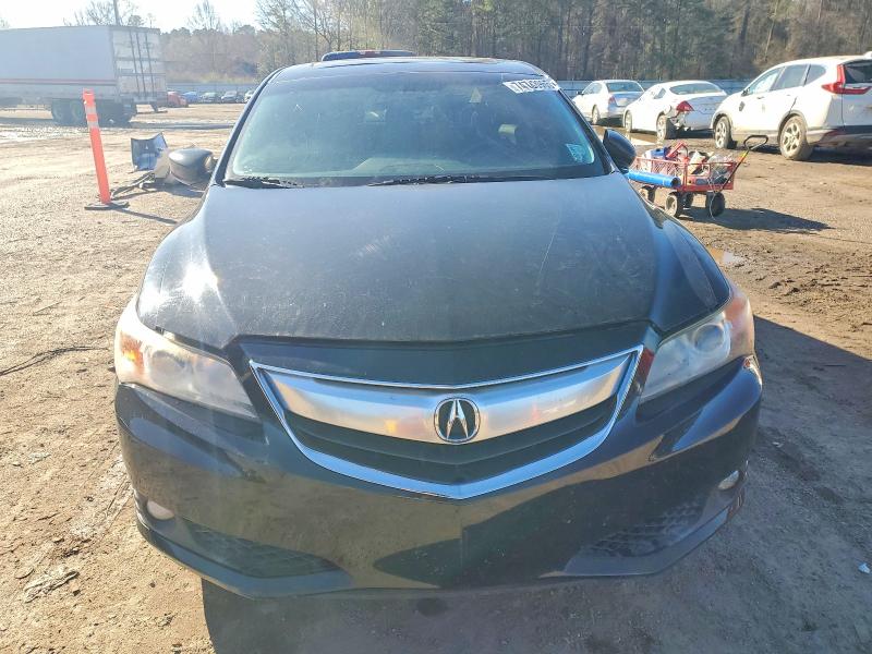 Photo 5 from auction – 2013 ACURA ILX with VIN 19VDE1F74DE004023