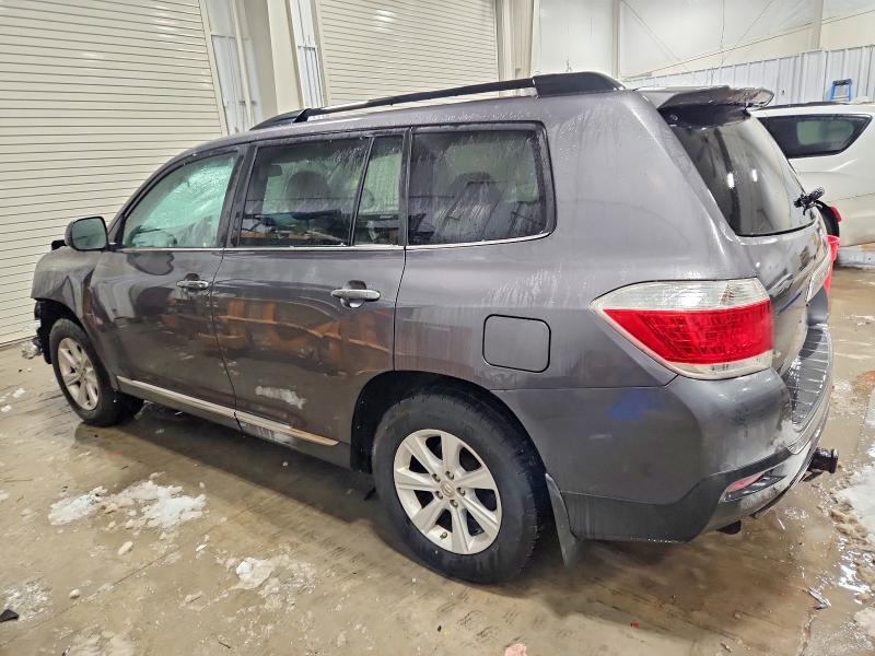Photo 2 from auction – 2013 TOYOTA HIGHLANDER with VIN 5TDBK3EH2DS206555