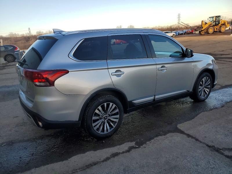 Photo 3 from auction – 2020 MITSUBISHI OUTLANDER with VIN JA4AZ3A34LZ021061