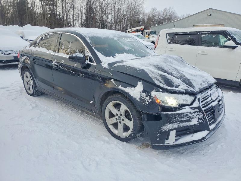 Photo 4 from auction – 2017 AUDI A3 with VIN WAUAUGFF1H1075435