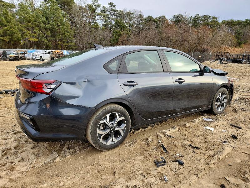 Photo 3 from auction – 2021 KIA FORTE FE with VIN 3KPF24AD7ME387947