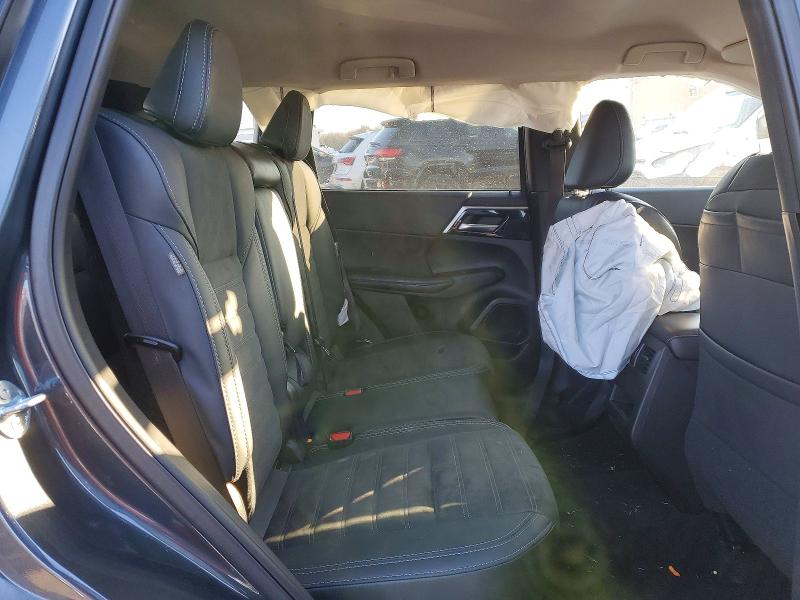 Photo 11 from auction – 2024 MITSUBISHI OUTLANDER with VIN JA4J4VA80RZ048966
