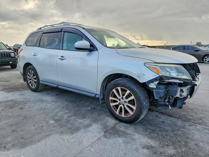 Photo 4 from auction – 2015 NISSAN PATHFINDER with VIN 5N1AR2MM2FC705372