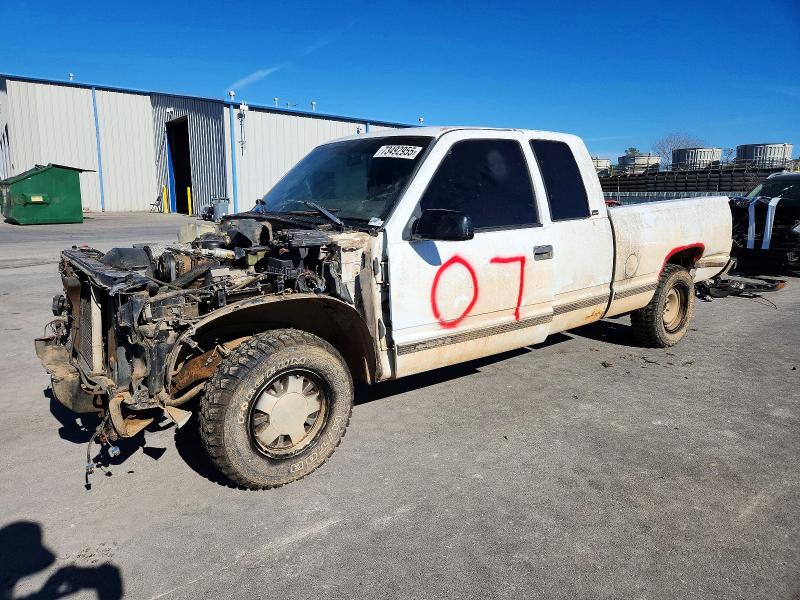 CHEVROLET GMT-400 C1 1996 with VIN 2GCEC19R1T1146646 - Photo from auction