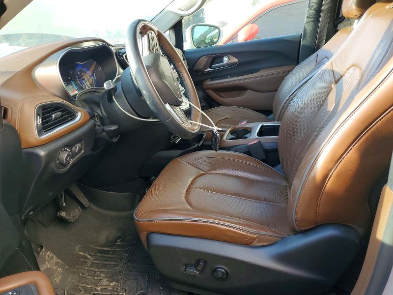Photo 7 from auction – 2017 CHRYSLER PACIFICA L with VIN 2C4RC1GG3HR616316