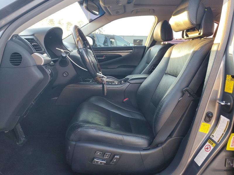 Photo 7 from auction – 2013 LEXUS LS 460 with VIN JTHBL5EF5D5122757