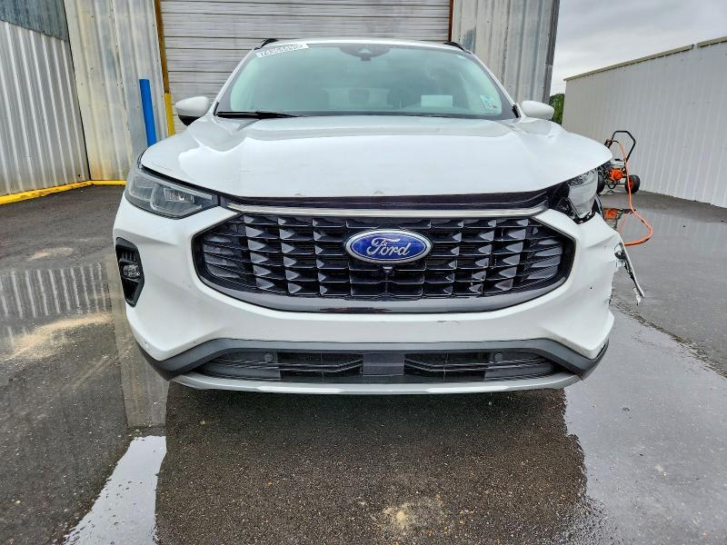 Photo 5 from auction – 2023 FORD ESCAPE with VIN 1FMCU0E19PUB06741