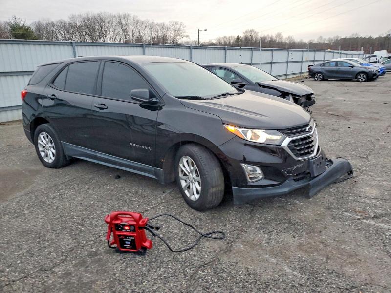 Photo 4 from auction – 2018 CHEVROLET EQUINOX with VIN 2GNAXHEV7J6199387