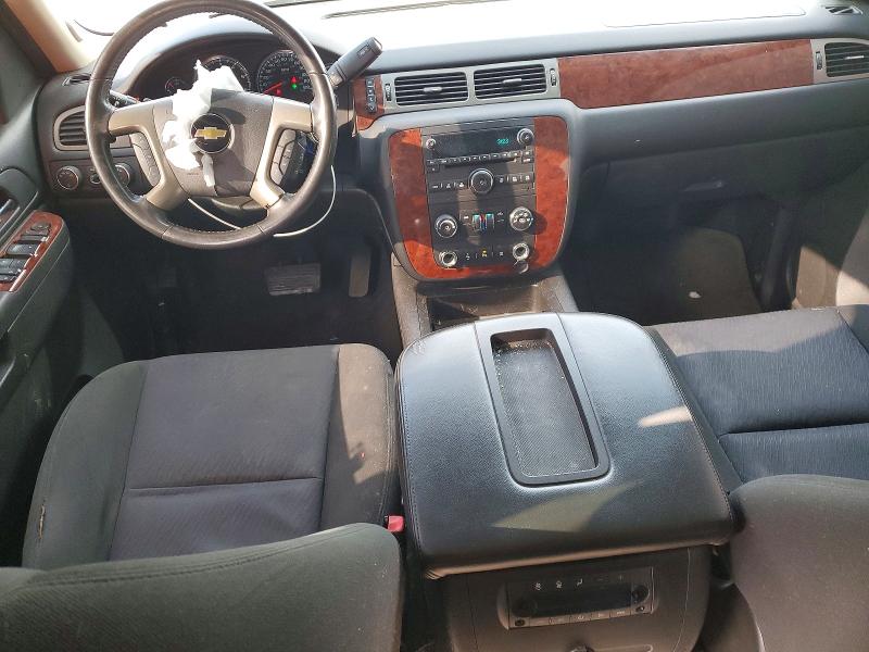 Photo 8 from auction – 2011 CHEVROLET SUBURBAN K with VIN 1GNSKHE37BR219404