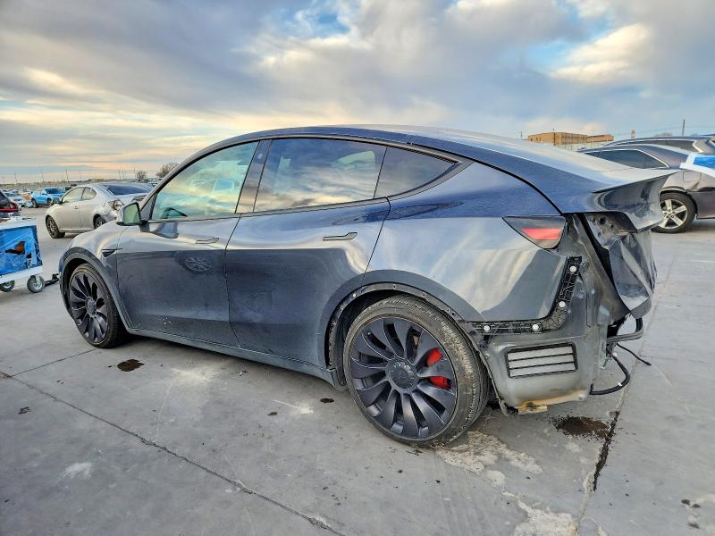 Zdjęcie 2 z aukcji – 2021 TESLA MODEL Y z VIN 5YJYGDEF3MF093431