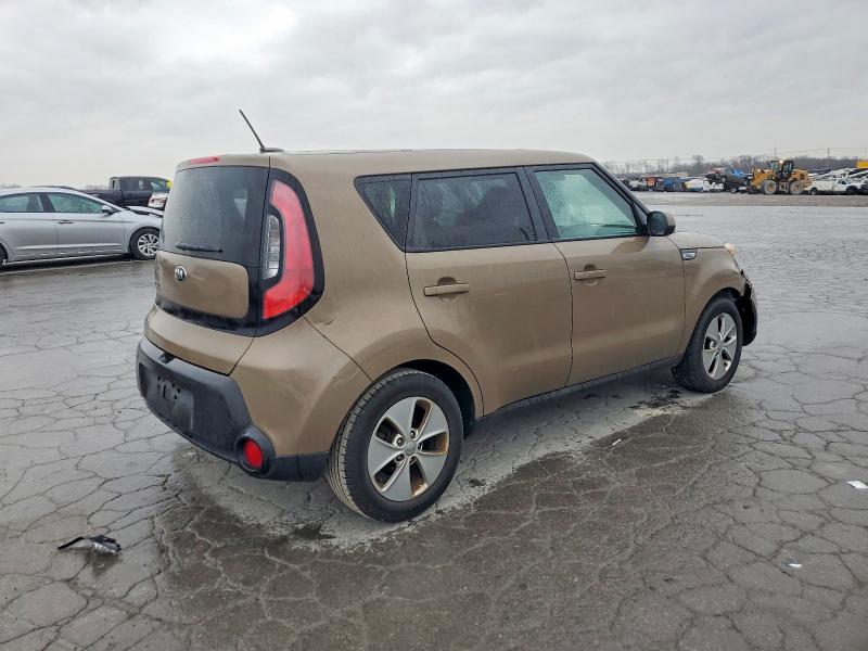 Photo 3 from auction – 2016 KIA SOUL with VIN KNDJN2A2XG7295952