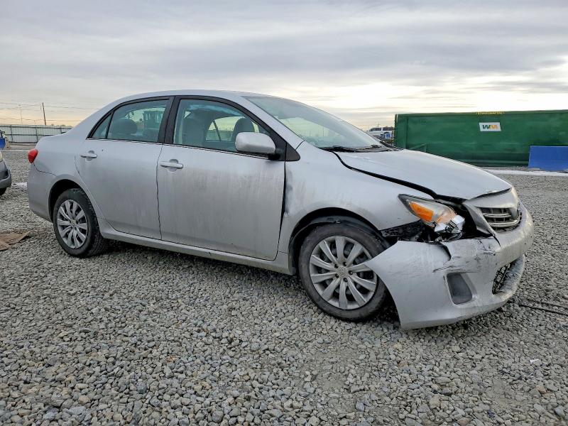 Photo 4 from auction – 2013 TOYOTA COROLLA with VIN 5YFBU4EEXDP195545