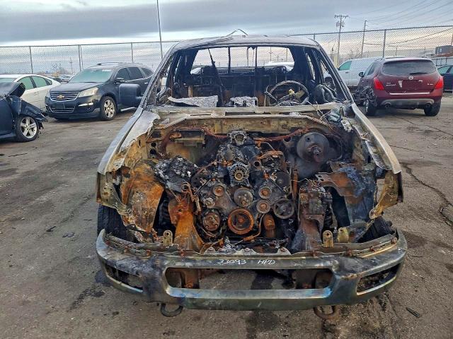 Photo 5 from auction – 2004 FORD F150 with VIN 1FTRX14W64NA59103