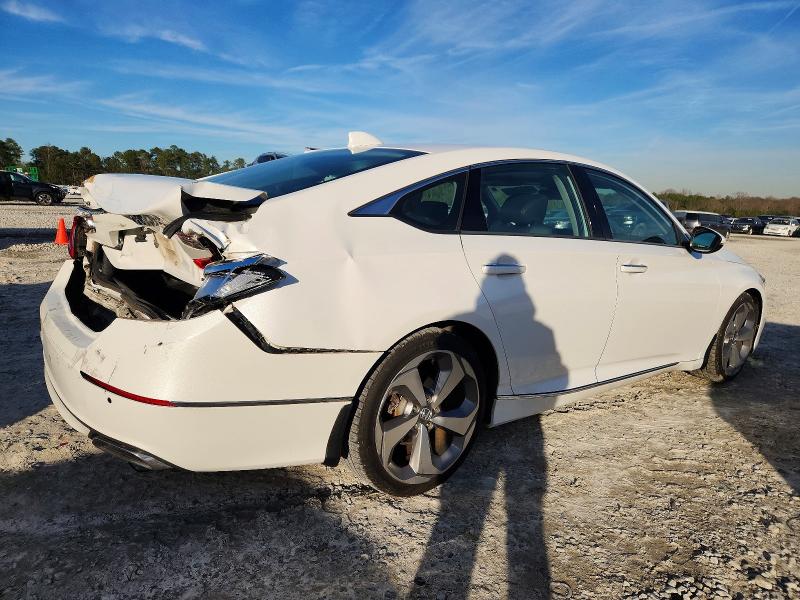 Photo 3 from auction – 2019 HONDA ACCORD TOU with VIN 1HGCV2F94KA015986