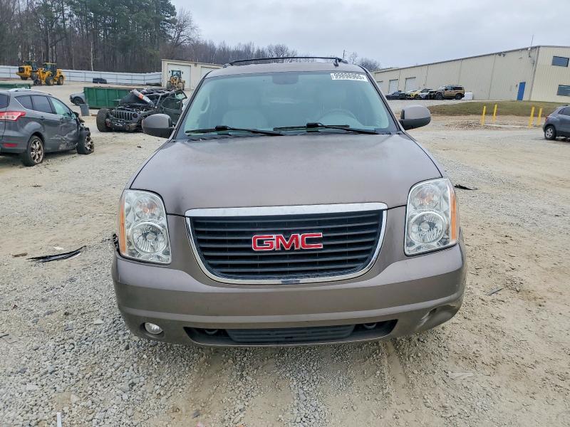 Photo 5 from auction – 2014 GMC YUKON SLT with VIN 1GKS2CE03ER194236
