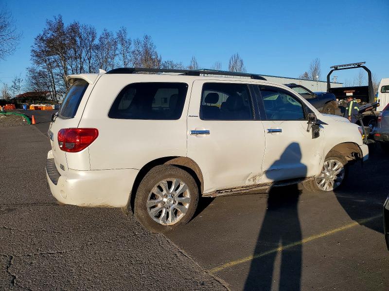 Photo 3 from auction – 2013 TOYOTA SEQUOIA with VIN 5TDDY5G19DS076695