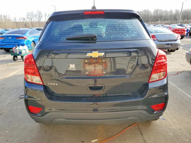 Photo 6 from auction – 2018 CHEVROLET TRAX LS with VIN 3GNCJKSB0JL211828