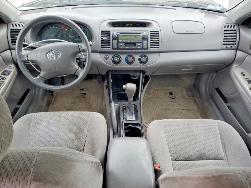 Photo 8 from auction – 2003 TOYOTA CAMRY LE with VIN 4T1BE32K73U129324