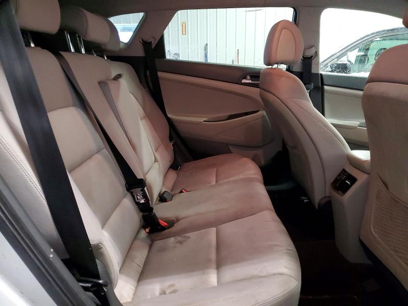Photo 11 from auction – 2017 HYUNDAI TUCSON LIM with VIN KM8J33A2XHU378081