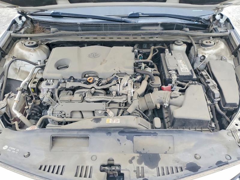 Photo 11 from auction – 2018 TOYOTA CAMRY with VIN 4T1B11HK5JU643256