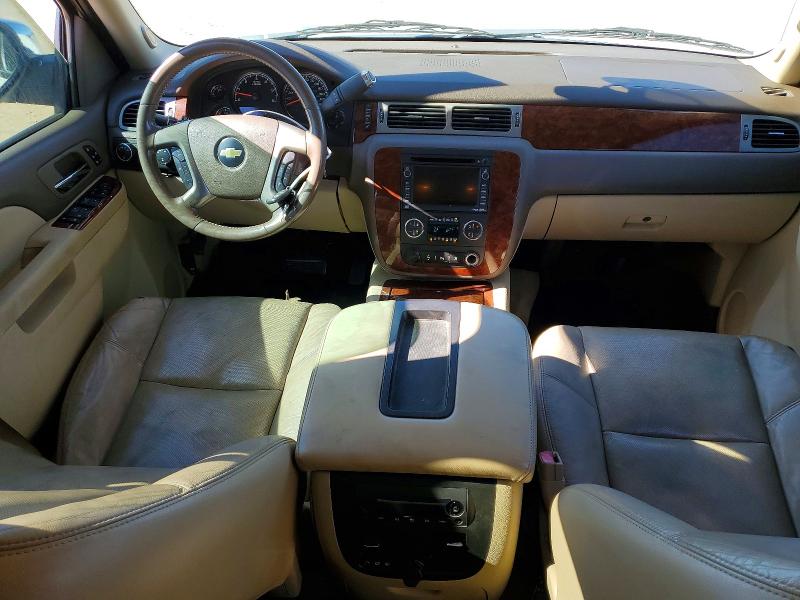 Photo 8 from auction – 2011 CHEVROLET AVALANCHE with VIN 3GNTKGE37BG330744