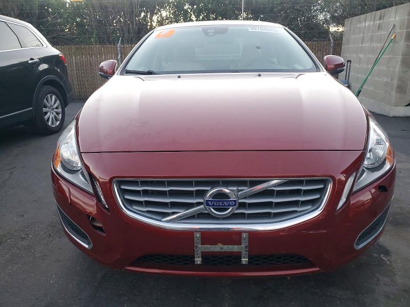 Photo 5 from auction – 2012 VOLVO S60 with VIN YV1622FS6C2025402