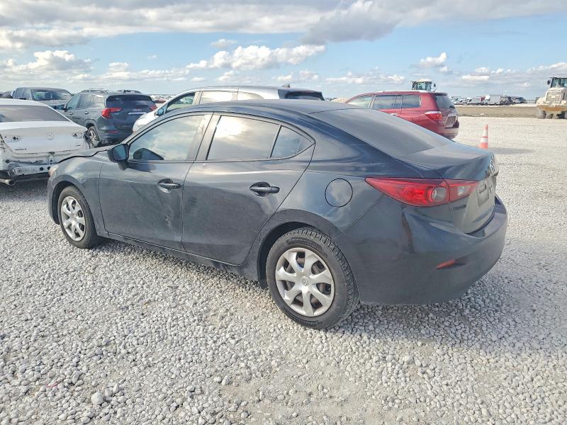 Photo 2 from auction – 2018 MAZDA 3 SPORT with VIN 3MZBN1U76JM192379