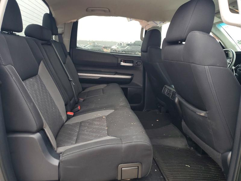 Photo 10 from auction – 2015 TOYOTA TUNDRA with VIN 5TFDW5F16FX463516