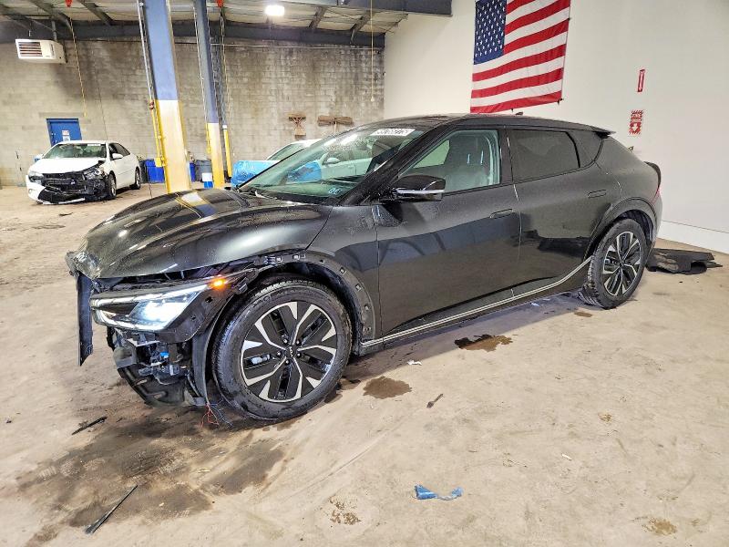 KIA EV6 LIGHT 2024 with VIN KNDC34LA3R5202217 - Photo from auction