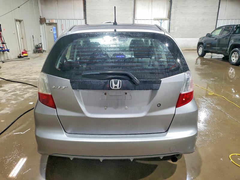 Photo 6 from auction – 2010 HONDA FIT with VIN JHMGE8H24AS006019