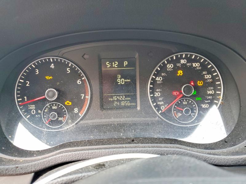 صورة رقم 9 من المزاد - 2015 VOLKSWAGEN PASSAT S مع VIN 1VWAT7A35FC033917